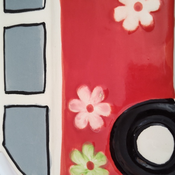 Ceramic VW BUS VAN PLANTER HIPPIE FLOWER POWER 8 x 6x 3. 5 Red Silver GUC - Picture 5 of 7
